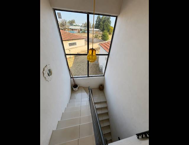 4 BEDROOM HOUSE FOR SALE IN KOOKRUS